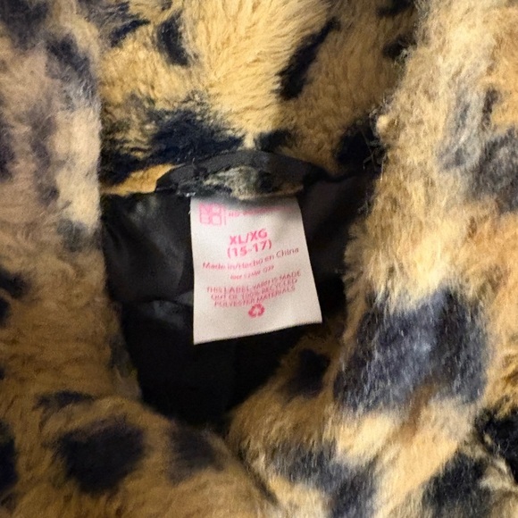 Faux fur Leopard jacket - Picture 4 of 8